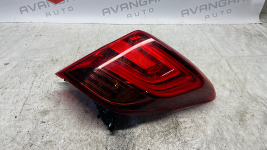 Toyota Yaris 14- десен стоп