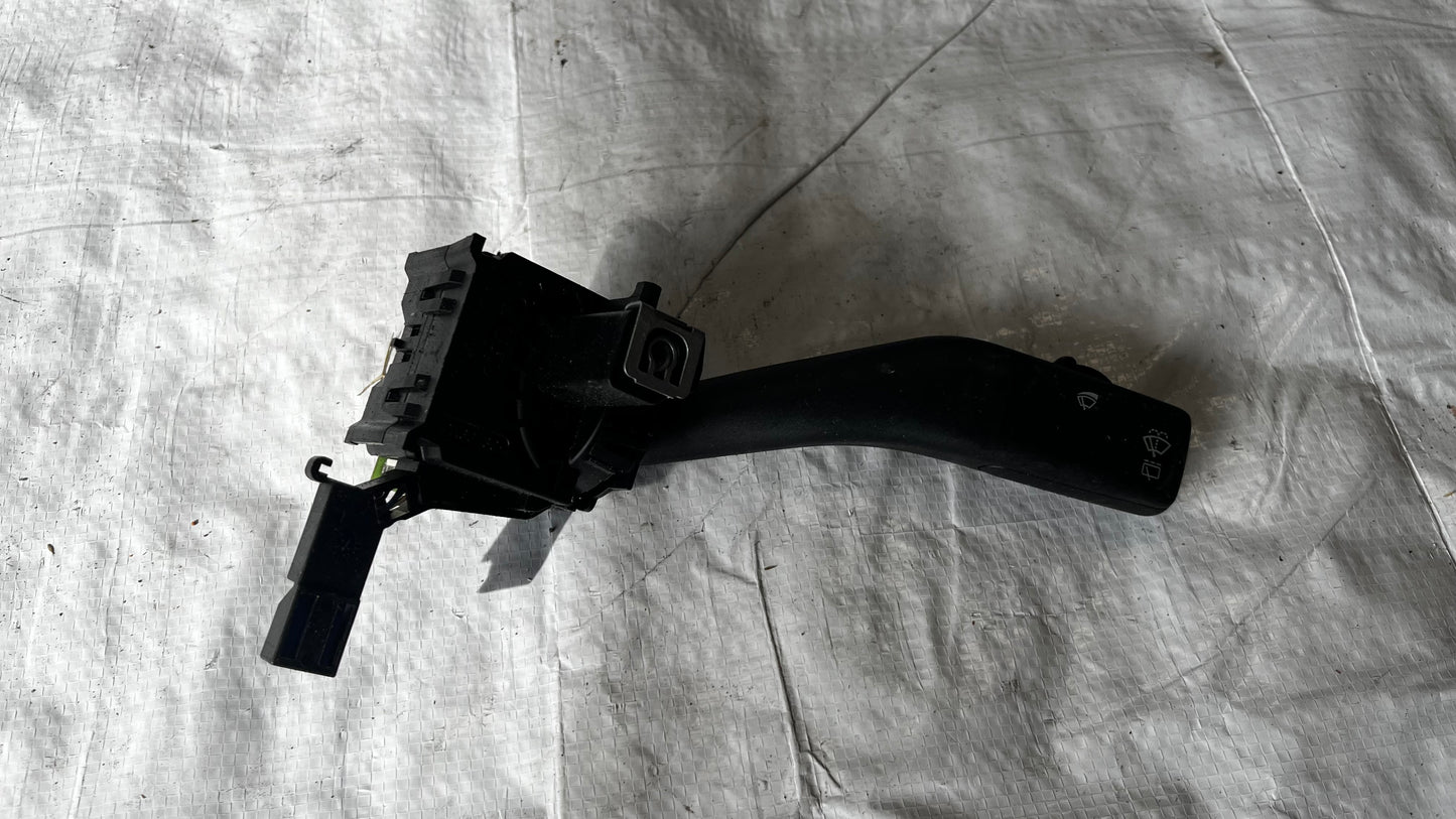 Volkswagen Caddy 3 лостче чистачки