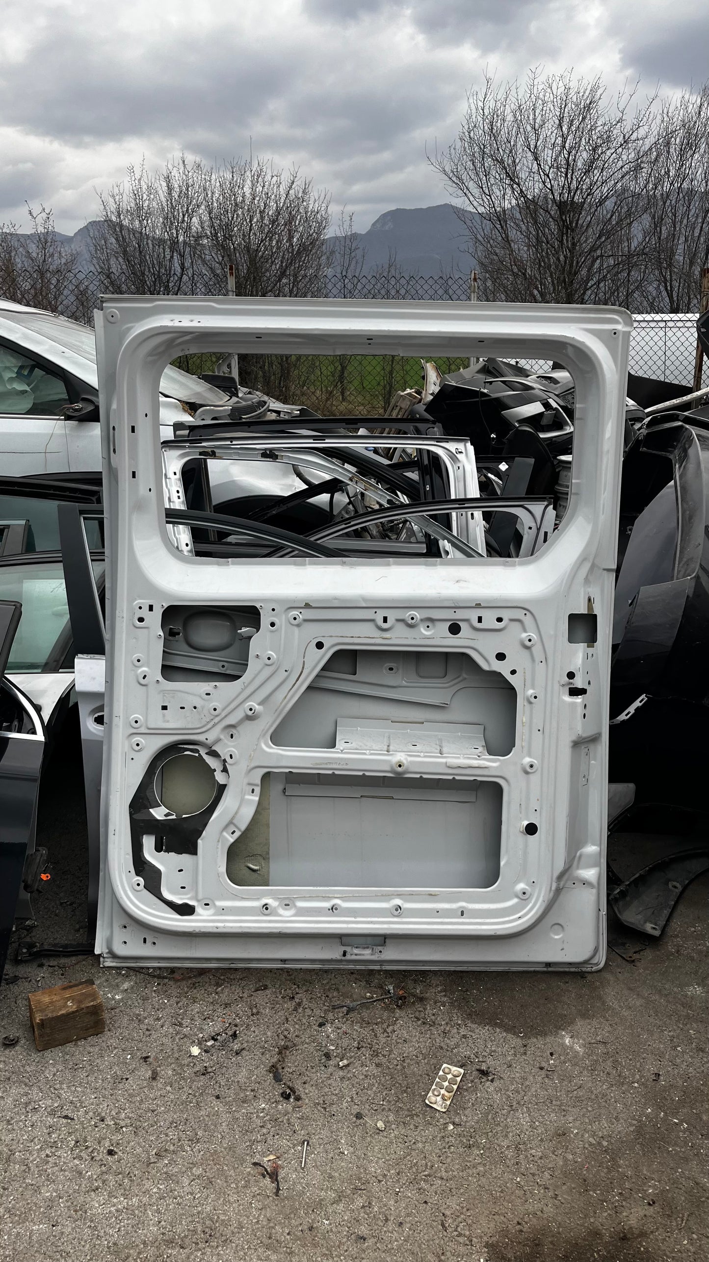 Peugeot Expert задна дясна врата
