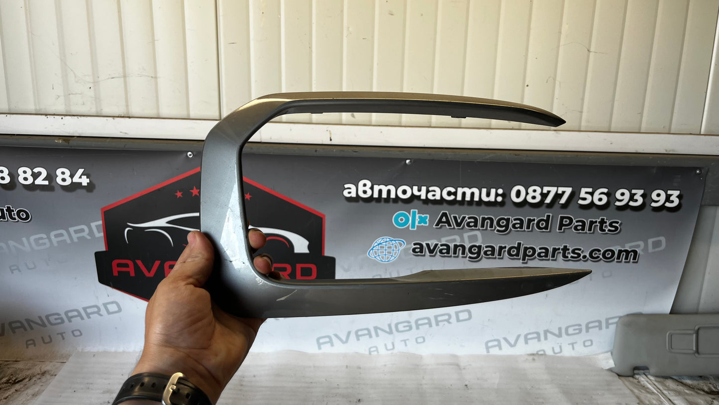BMW 1 F20 F21 лява лайстна на фар