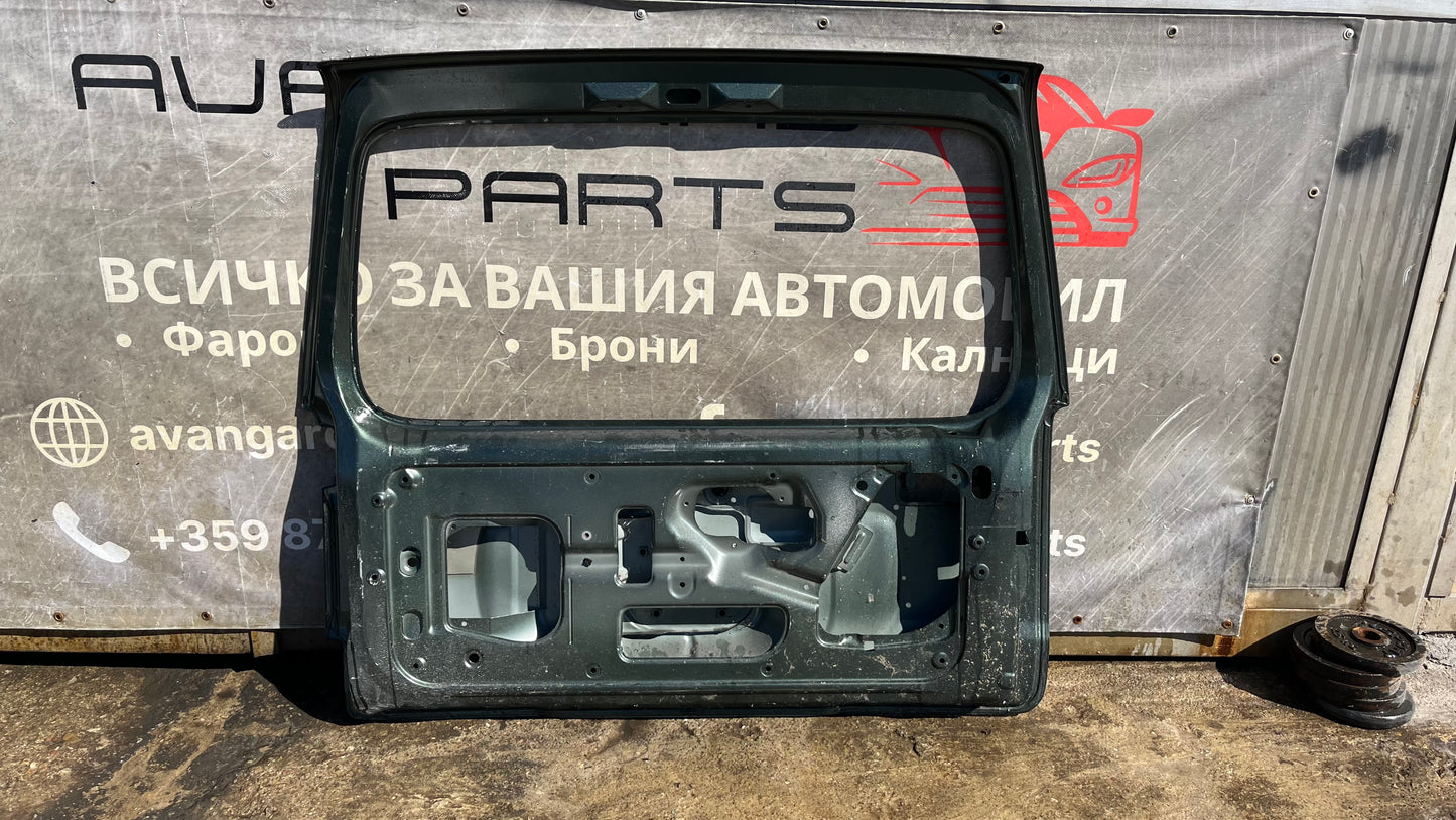 Багажна врата Suzuki Jimny 3 (1998-2017)
