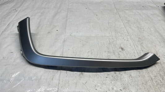 Fiat Egea Cross лайстна под десен фар