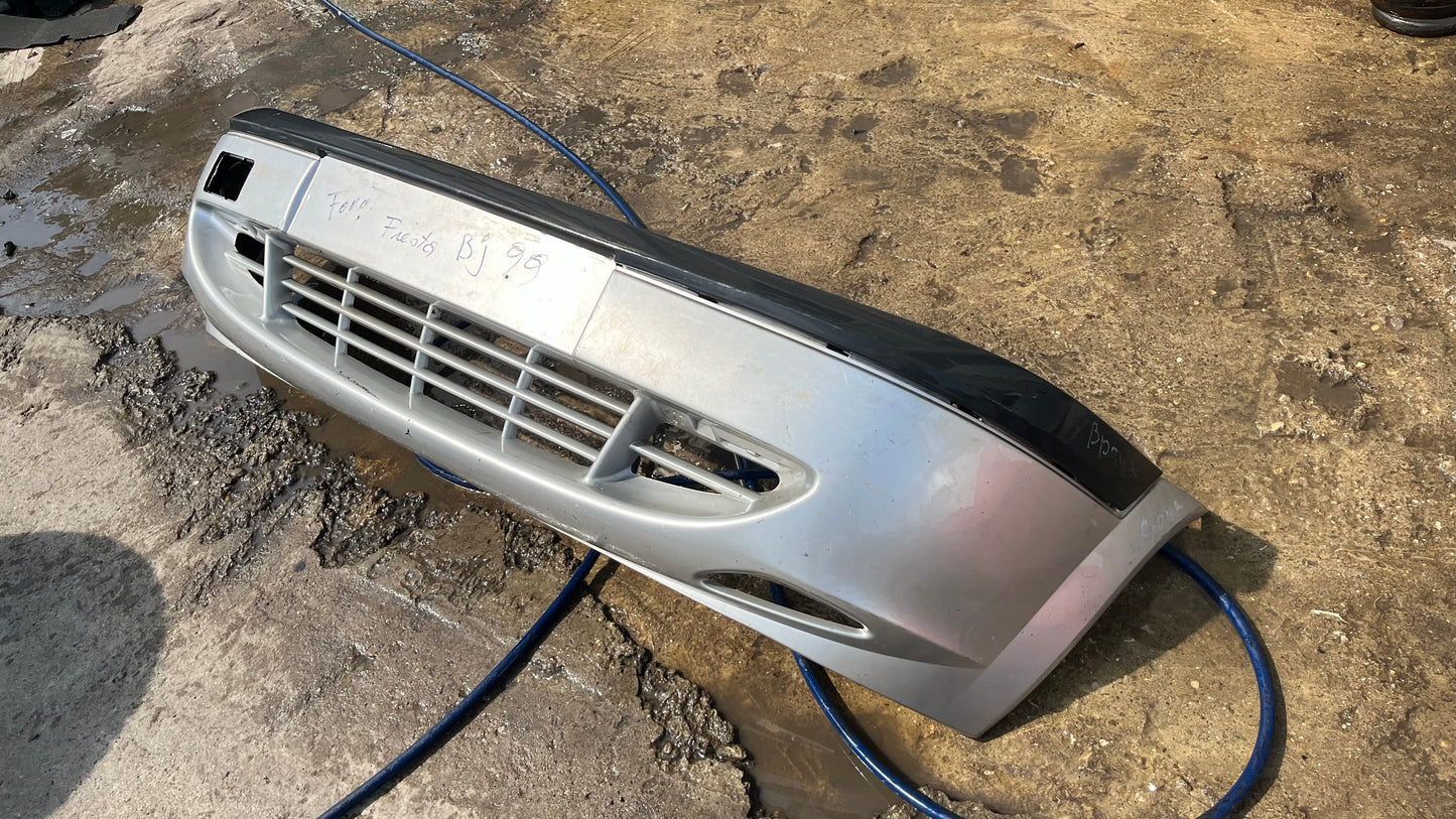 Предна броня Ford Fiesta 1999-2001