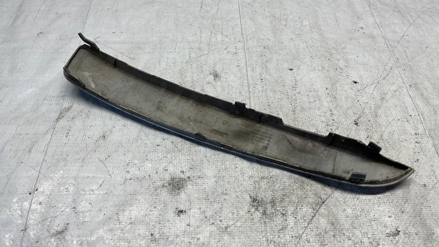 Opel Zafira B дясна лайстна на предна броня