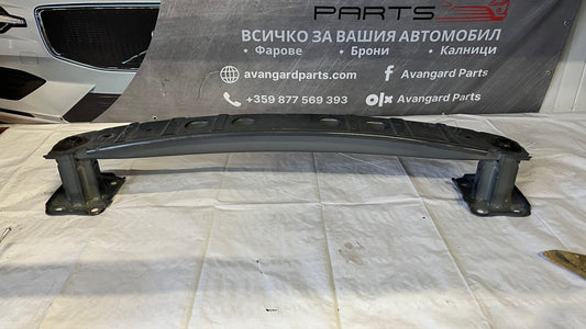 Греда за предна броня Mazda 3