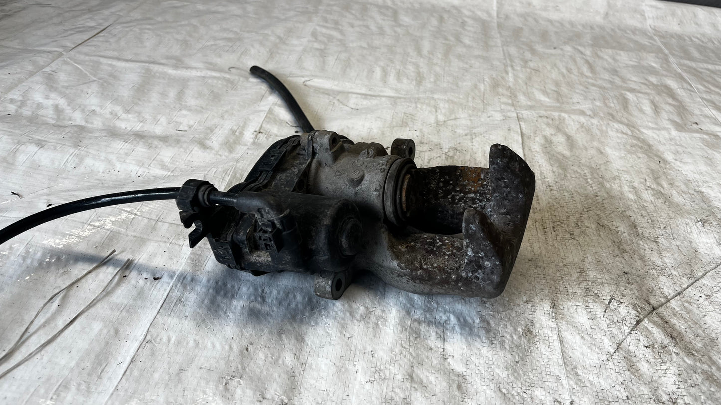 Mercedes GLA спирачен апарат преден