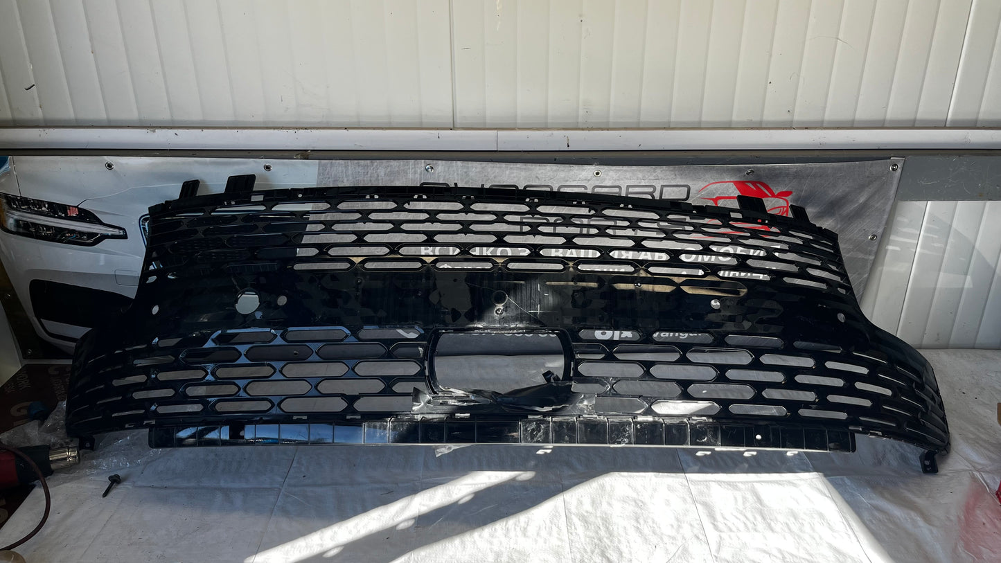 Hyundai Staria 2021- решетка