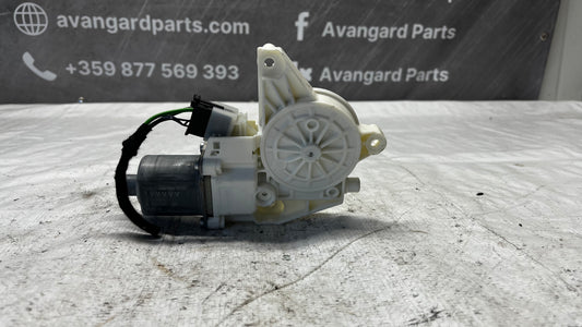 Mercedes A/B W176/W246 моторче за предно ляво стъкло