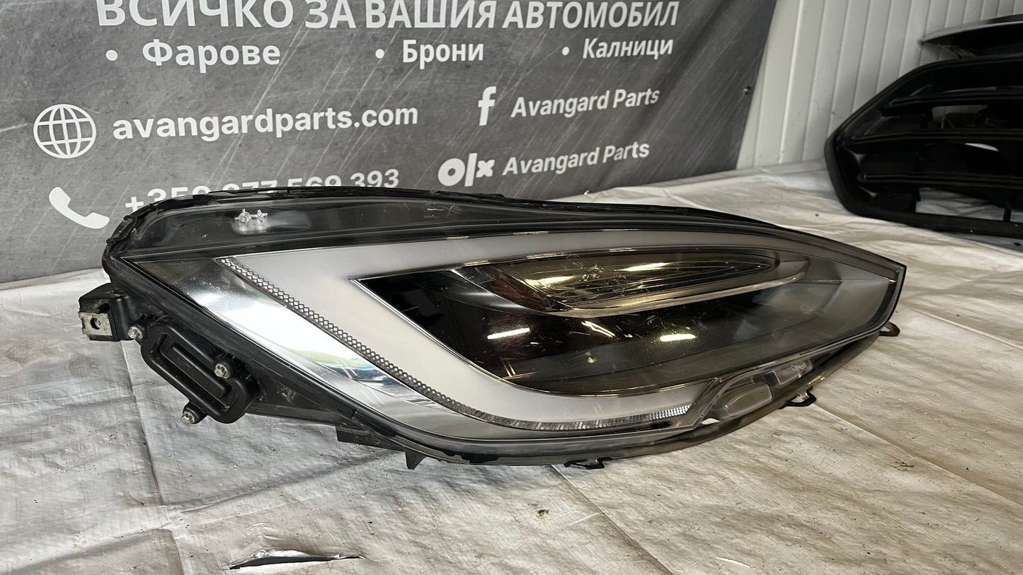 Десен фар Tesla X 2015-