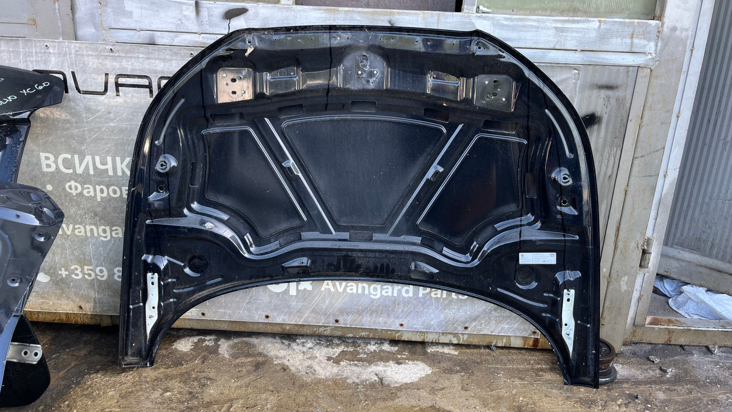 Преден капак Audi A1 8X 2010-