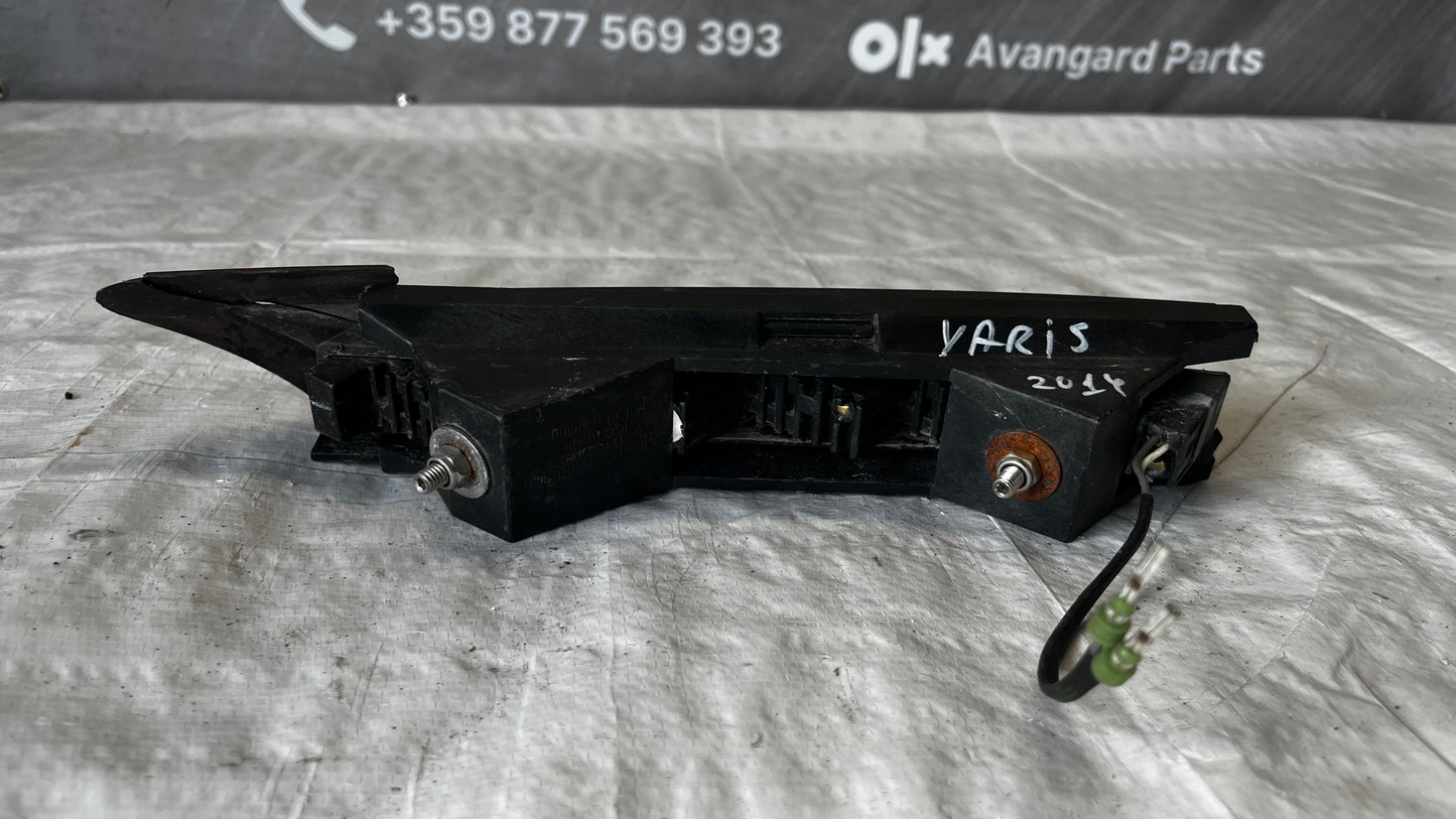 Toyota Yaris халоген