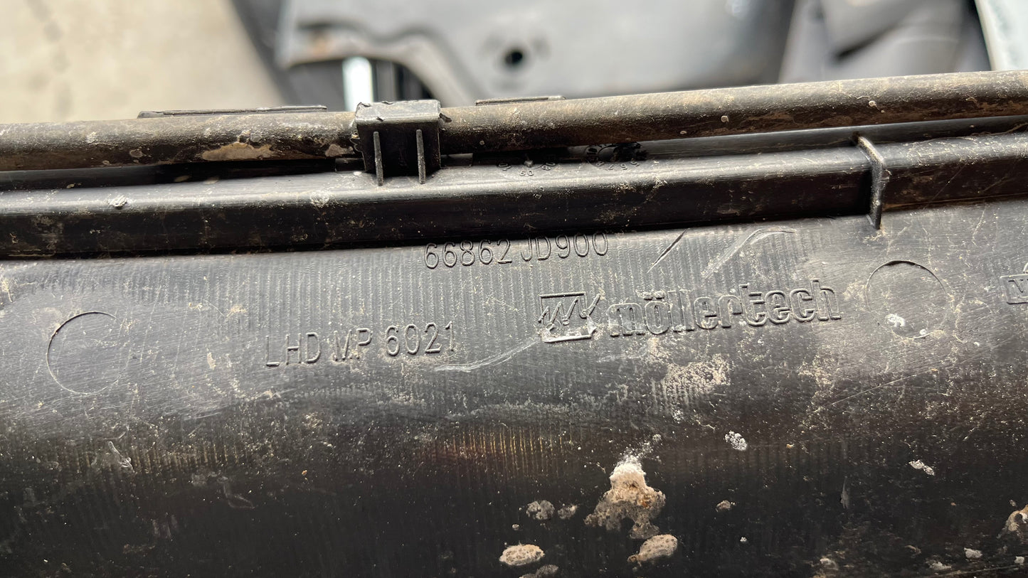 Nissan Qashqai J10 решетка под чистачките