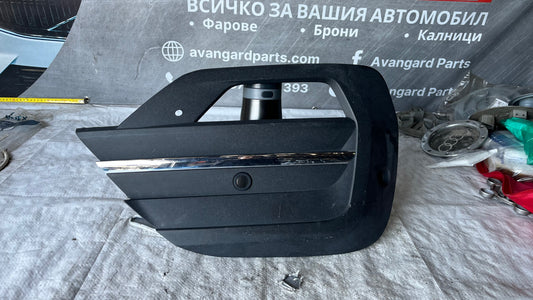 Volkswagen T6 Lift решетка за халоген
