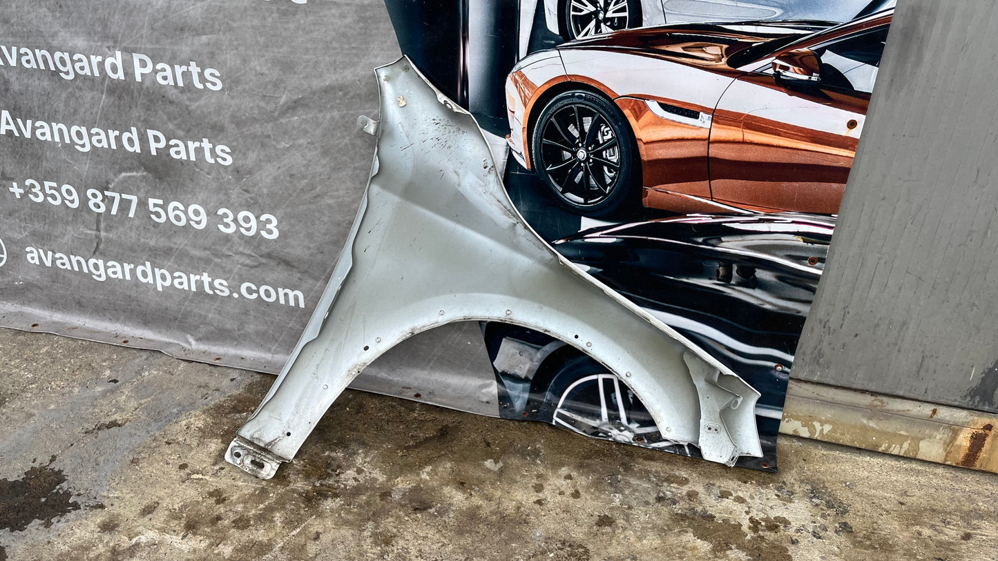 Volvo V60 ляв калник