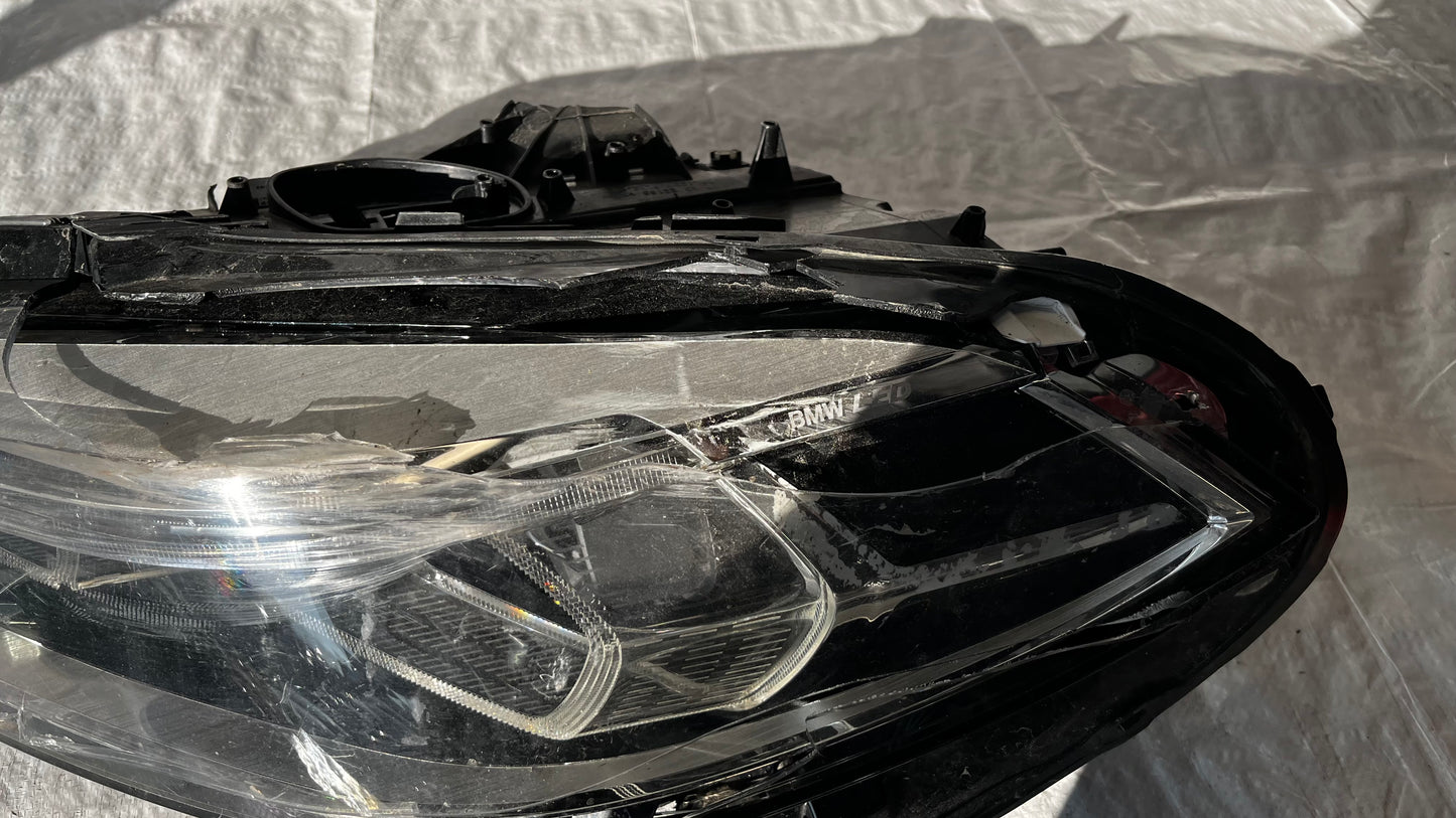 BMW 1 F40 2020- ляв фар