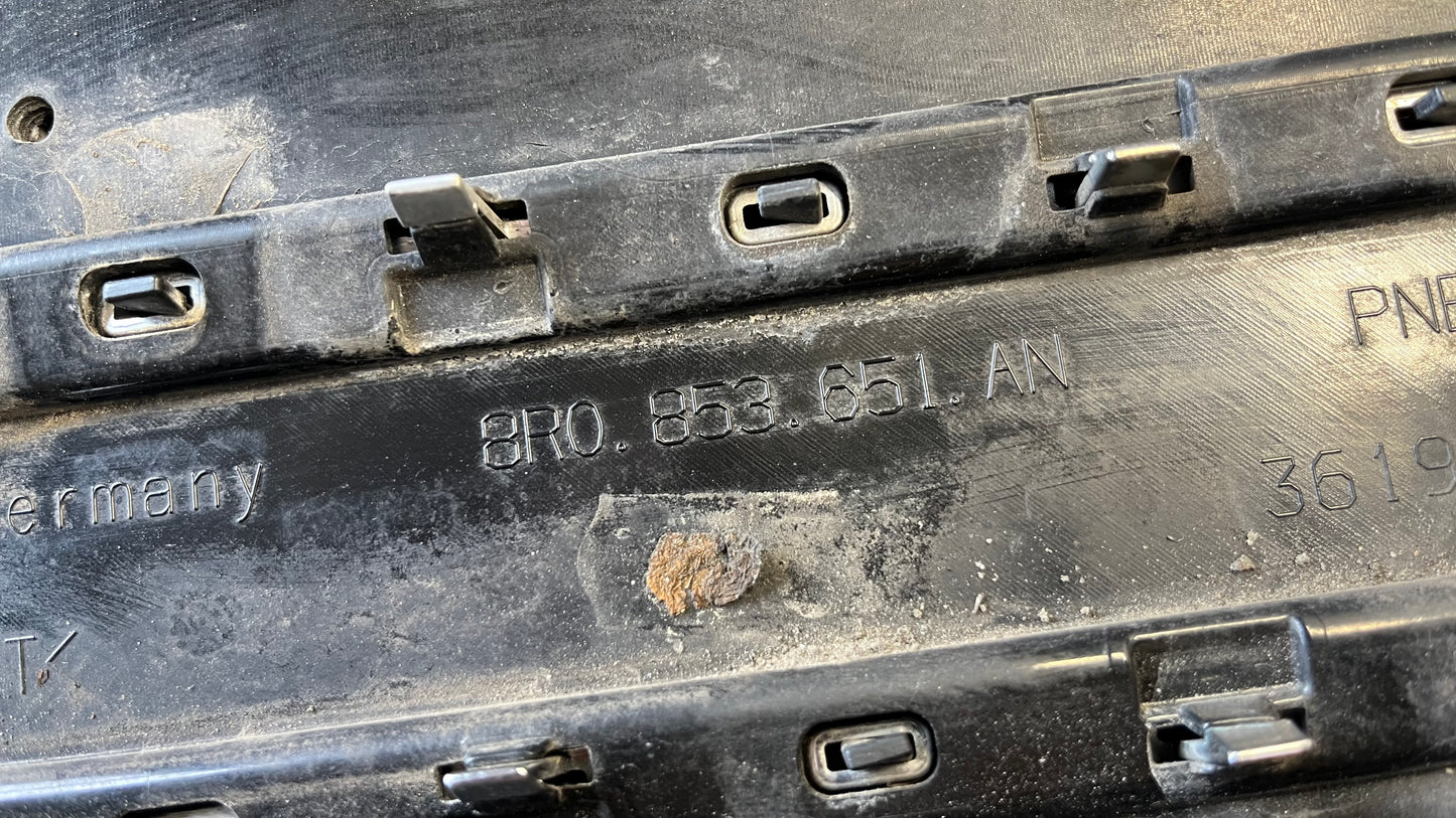 Audi Q5 8R S-Line предна решетка