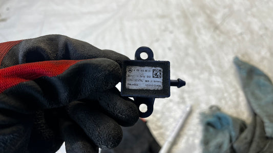 Mercedes GLA сензор за удар