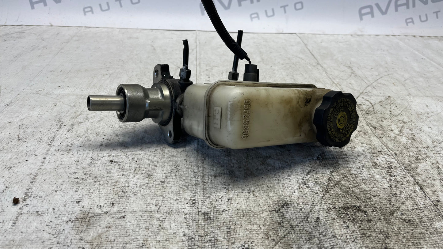 Chevrolet Captiva 06- спирачна помпа