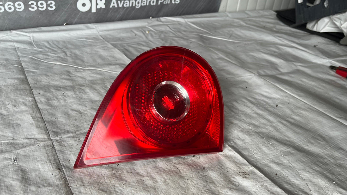 Ляв стоп Volkswagen Golf 5 2004-2008