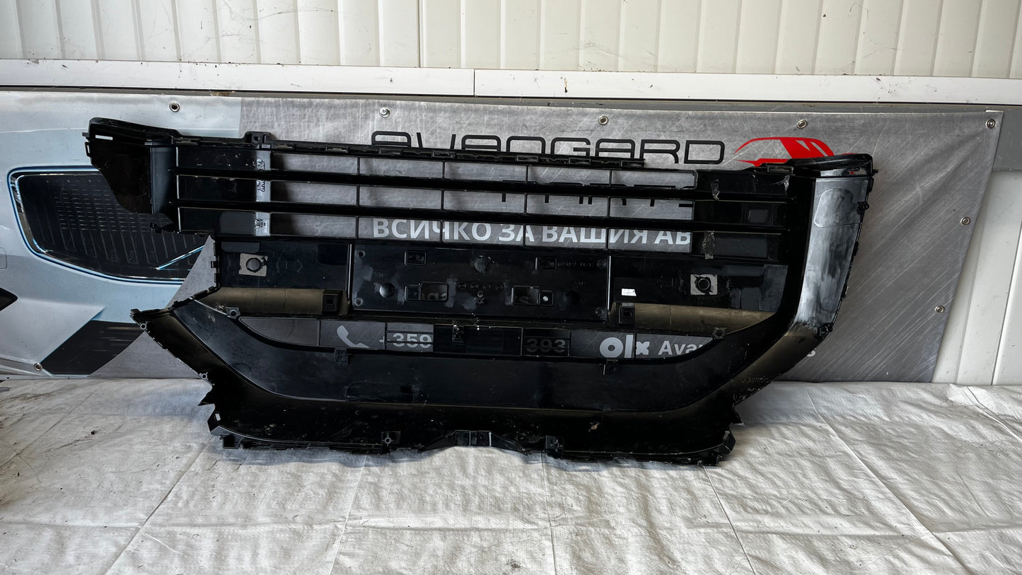 Suzuki Vitara 3 25- предна решетка