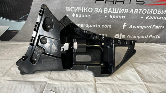 Дясна основа за задна броня BMW X2 F39 (2018-2023)