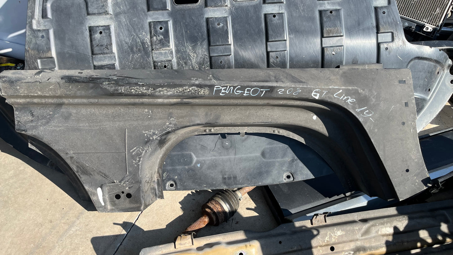 Peugeot 208 GT 19- заден калник