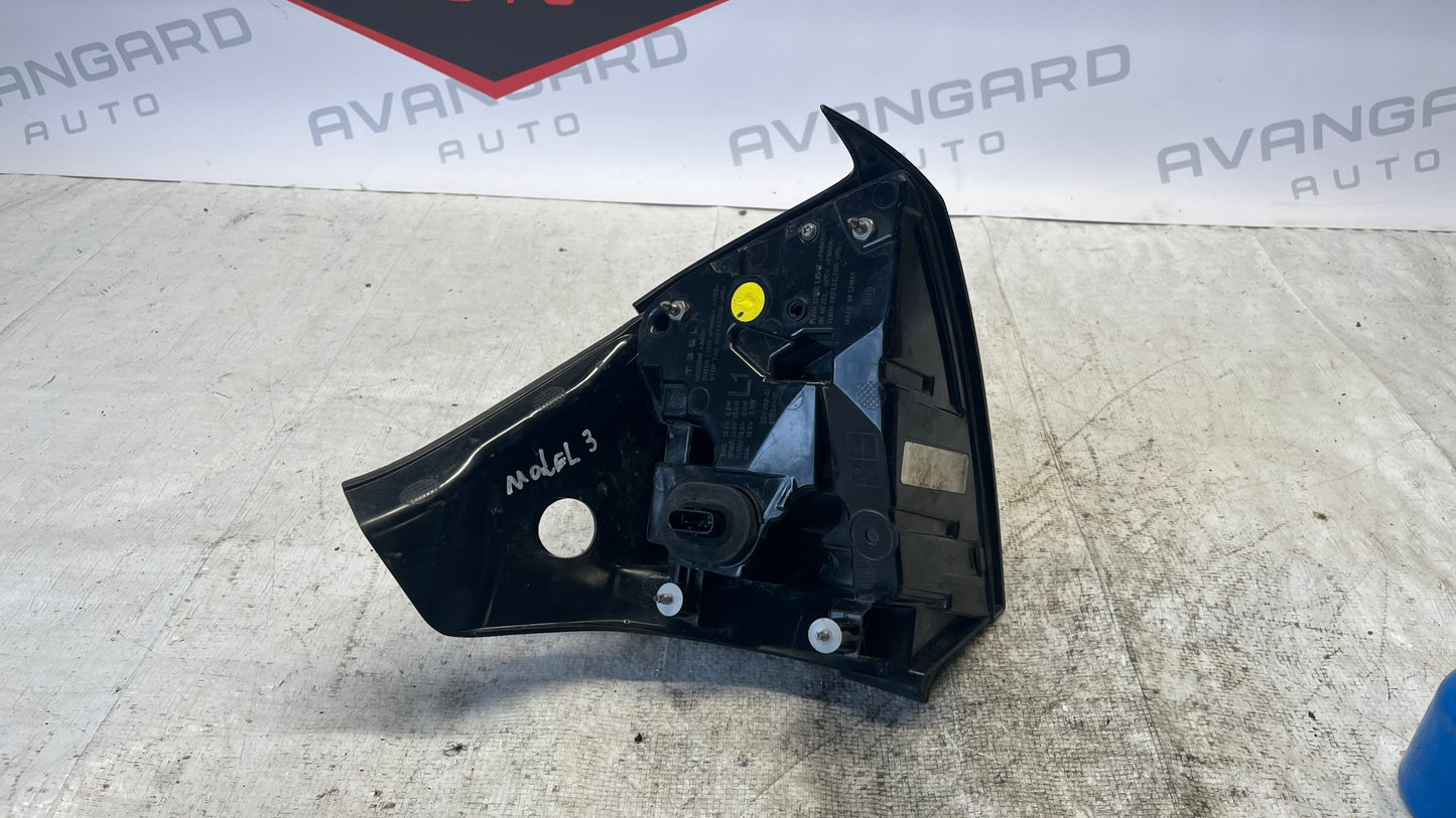 Tesla 3 ляв стоп