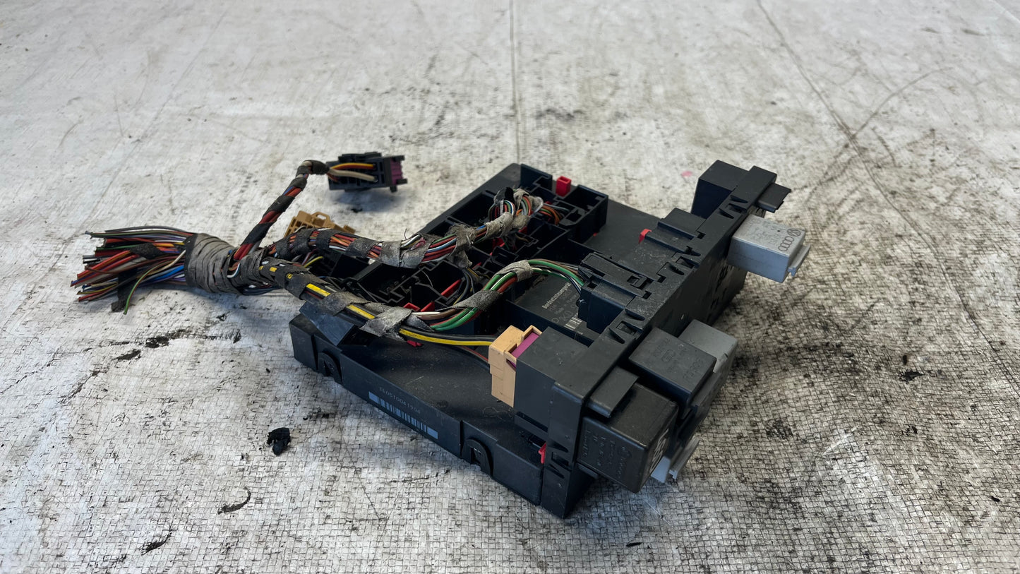 Volkswagen Golf 5 модул