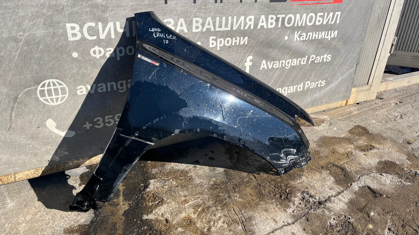 Десен калник Toyota Land Cruiser 150 2009-2013