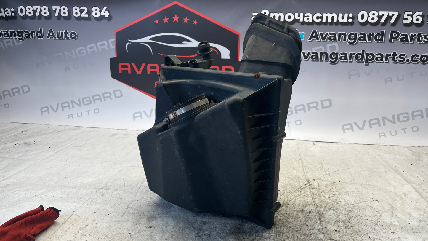 Opel Zafira C кутия въздушен филтър