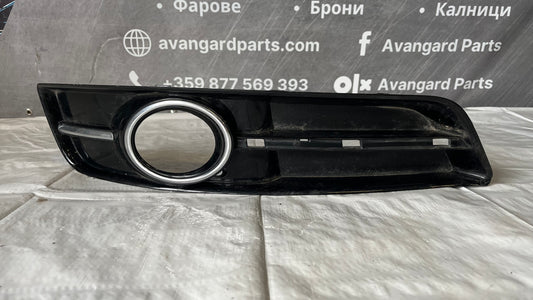 Дясна решетка за халоген Audi A3 8P 2006-2013