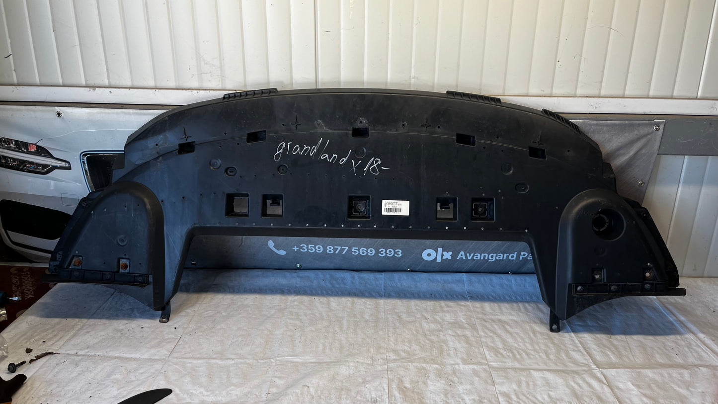 Opel Grandland X кора под предна броня