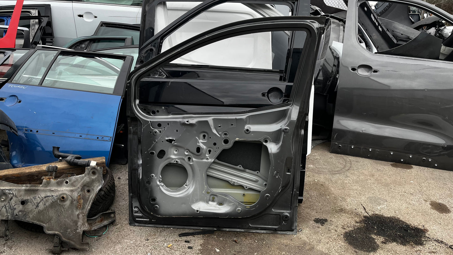 Ford Courier 2 предна дясна врата