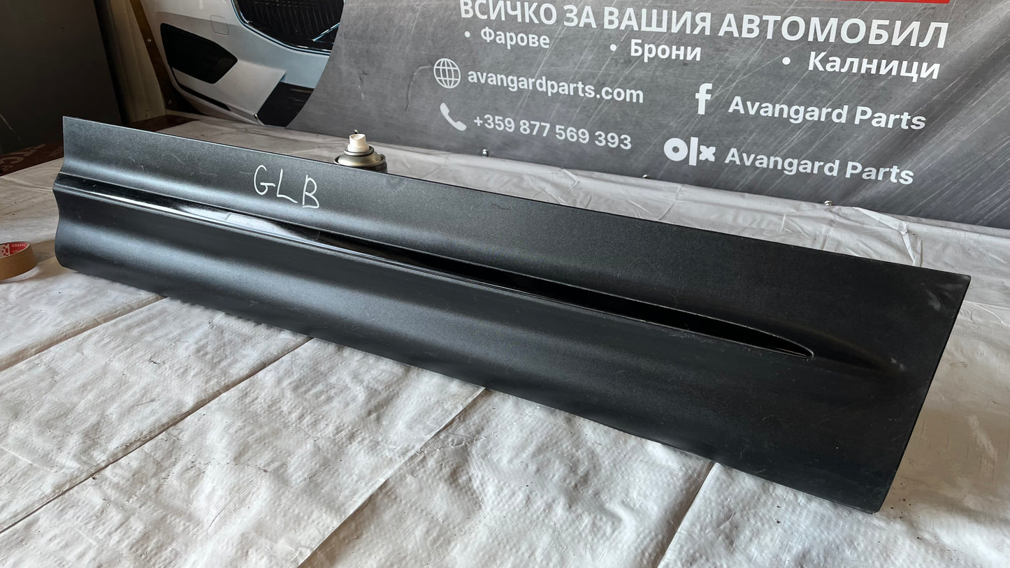 Декоративна лайстна за предна дясна врата Mercedes GLB X247 2019-