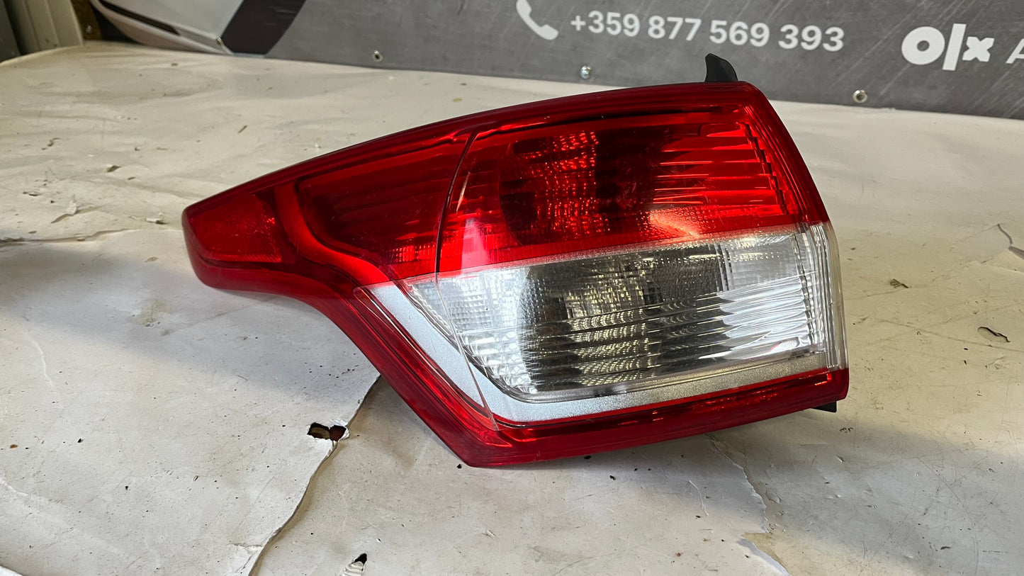 Ляв стоп Ford Kuga 2 2013-2019