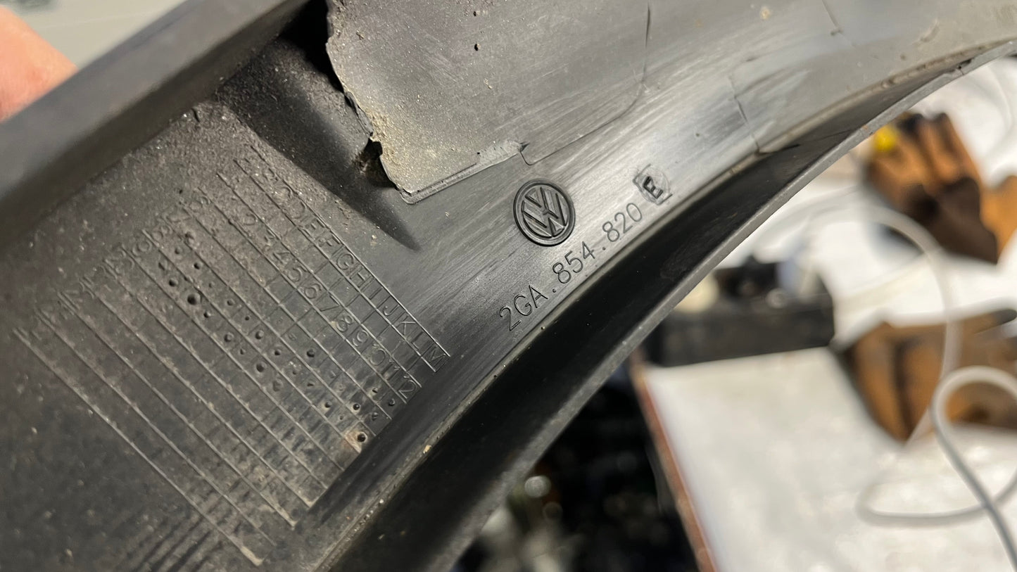 Volkswagen T-Roc 2017- вежда задна дясна