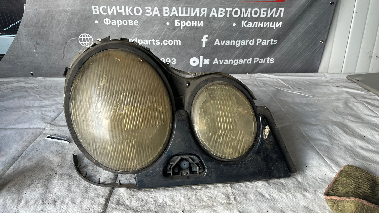 Десен фар Mercedes E W210