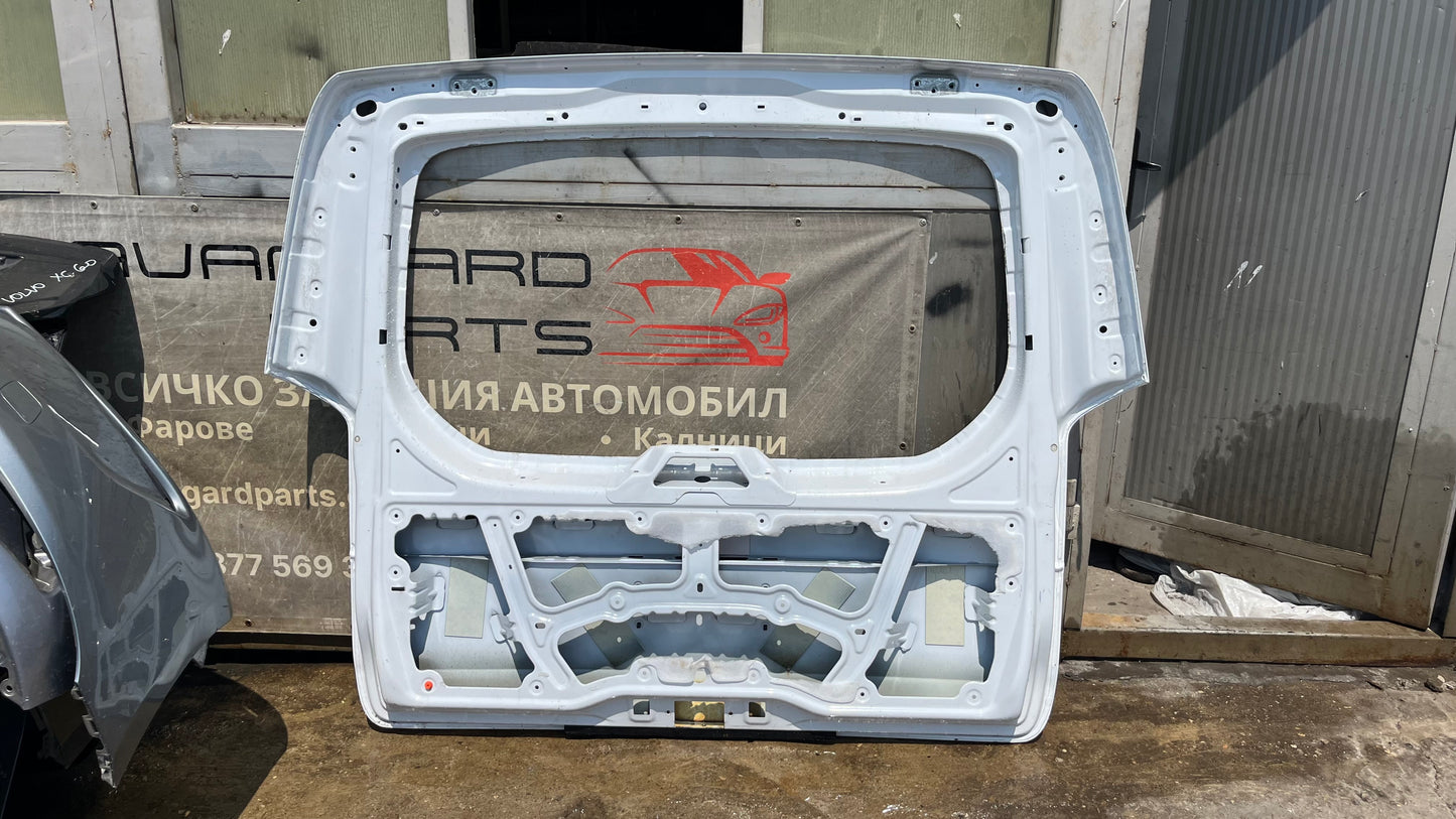 Багажна врата Mercedes V W447