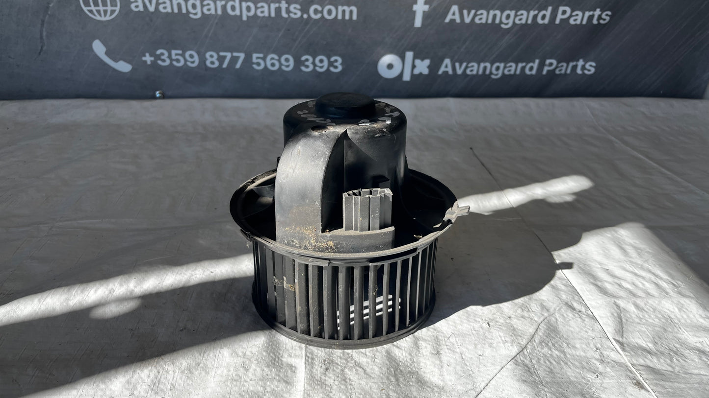 Seat Alhambra 1 вентилатор парно