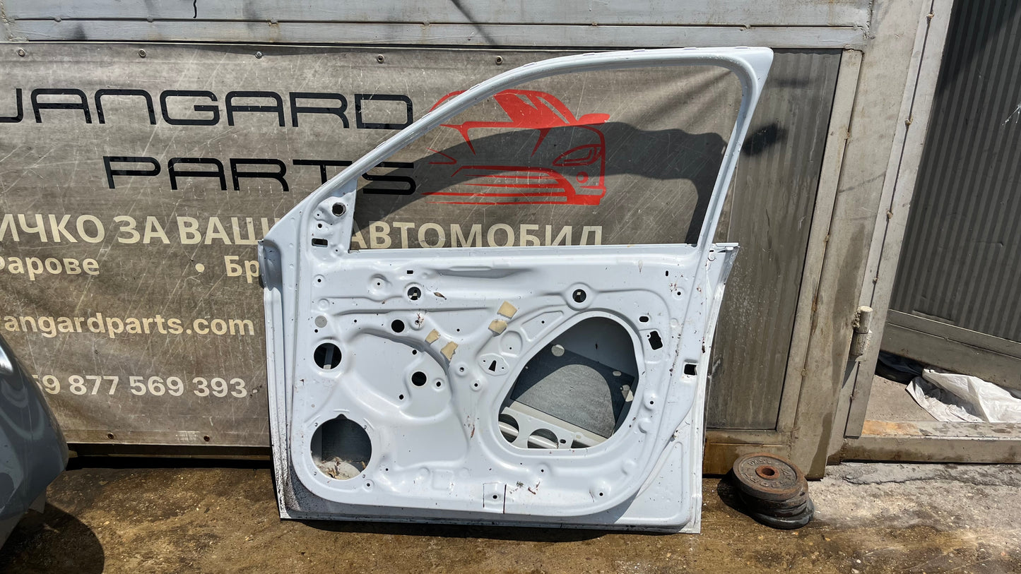 Предна дясна врата Skoda Fabia 3