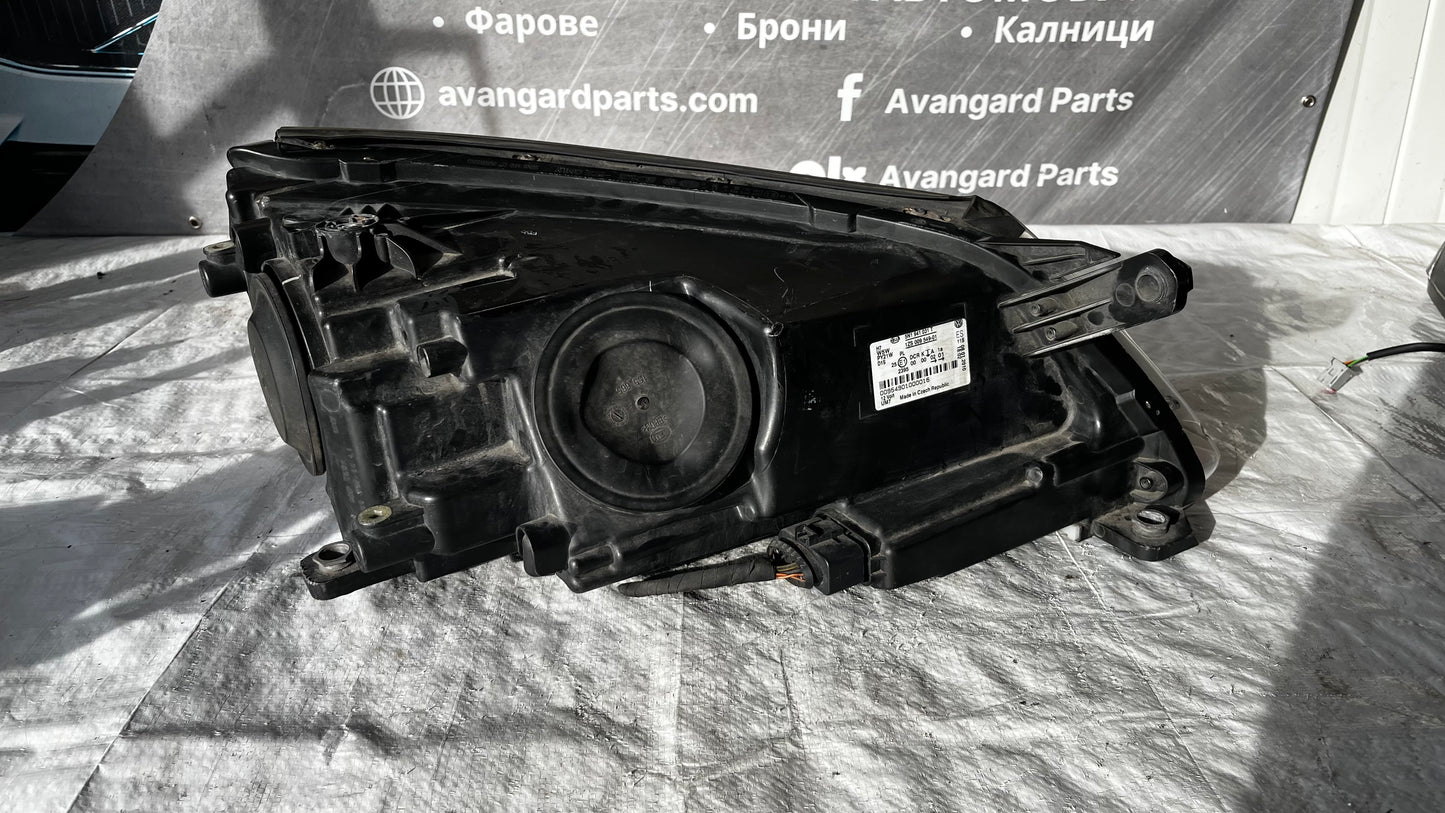 Volkswagen Tiguan 5N ляв фар
