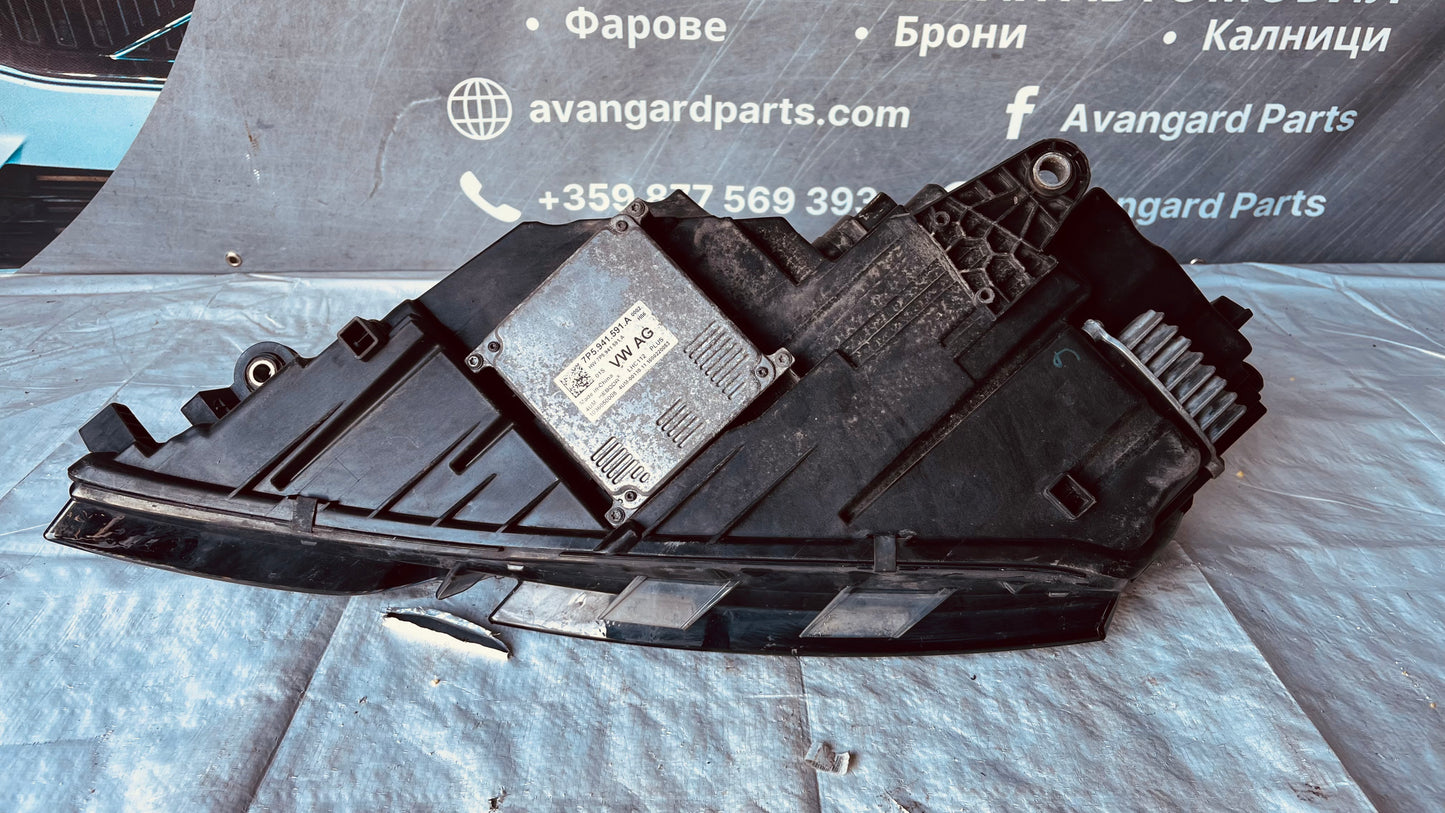 Десен фар Skoda Octavia 3 2018-