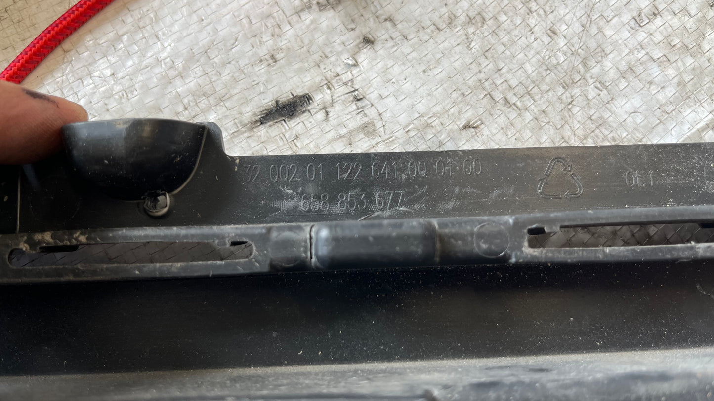 Skoda Kamiq 18- предна решетка