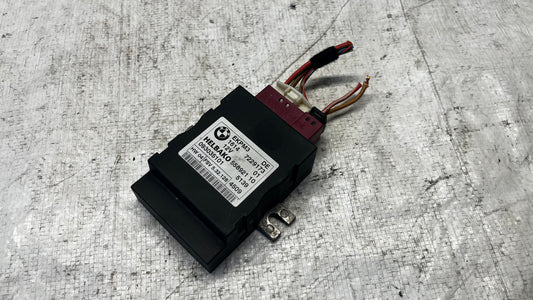 BMW реле горивна помпа