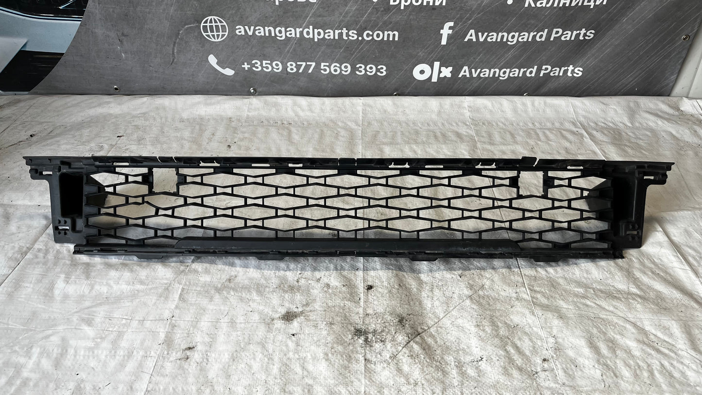 Skoda Karoq предна решетка