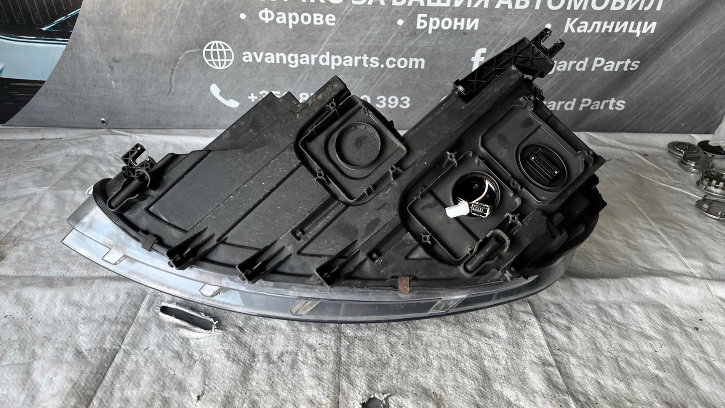 Десен фар Seat Alhambra