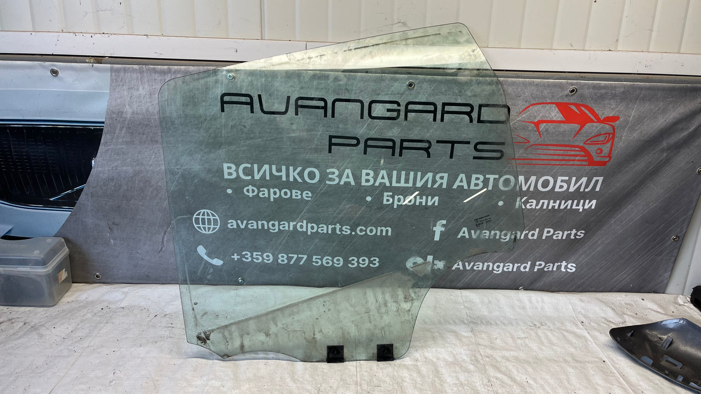 Dacia Duster 1 задно ляво стъкло