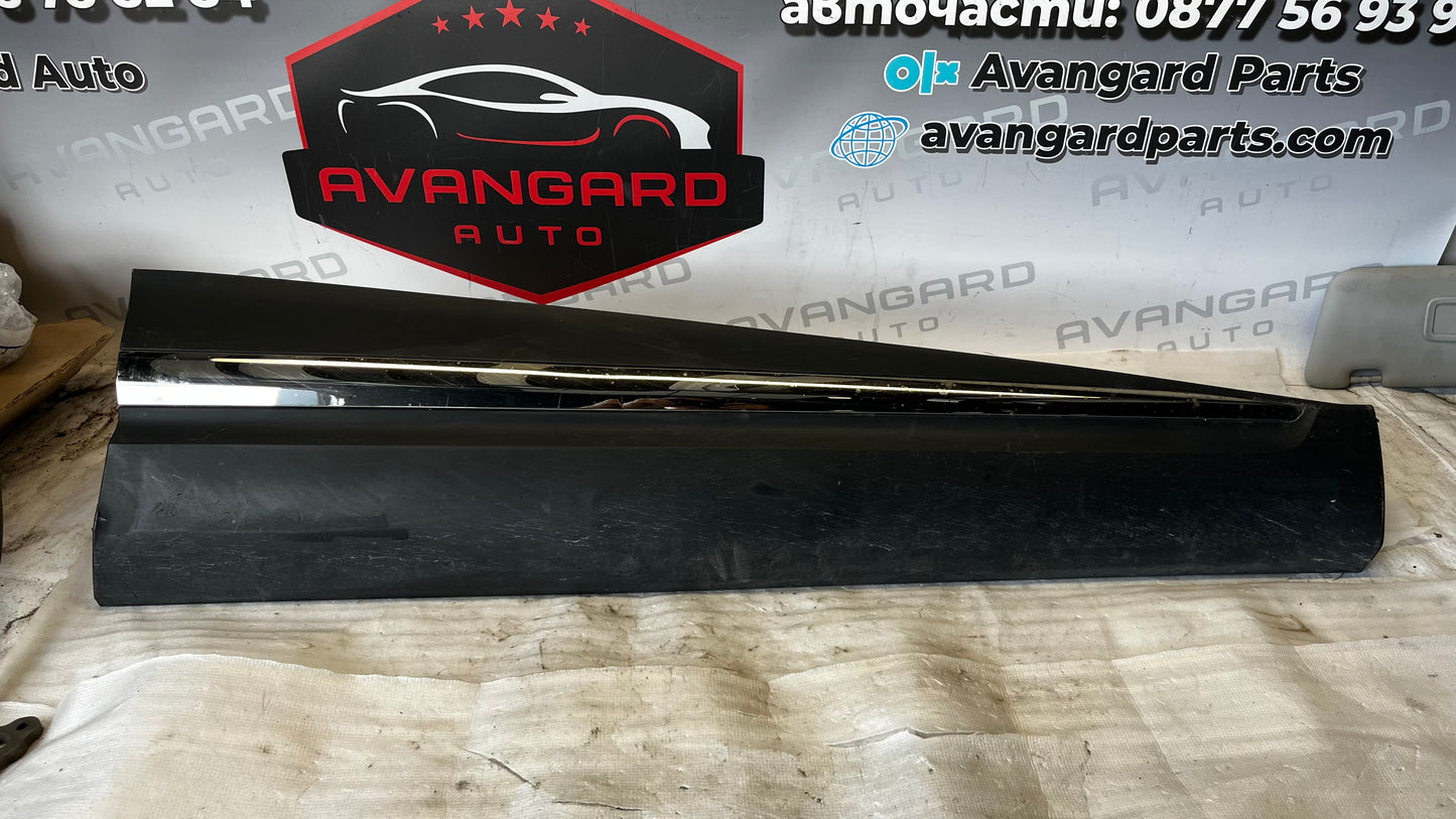 Renault Kadjar 17 лайстна предна дясна
