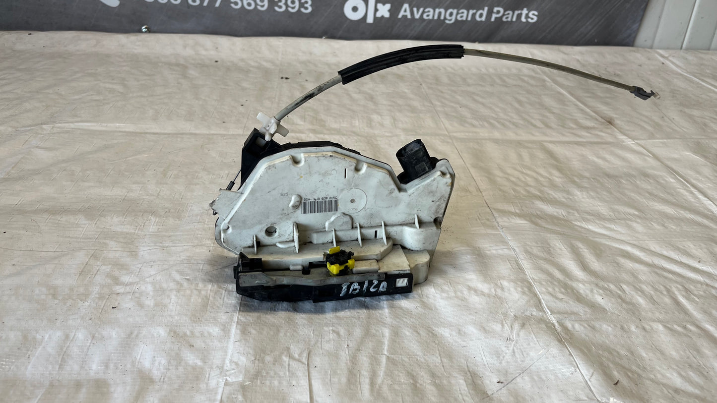 Seat Ibiza 4 лява задна брава