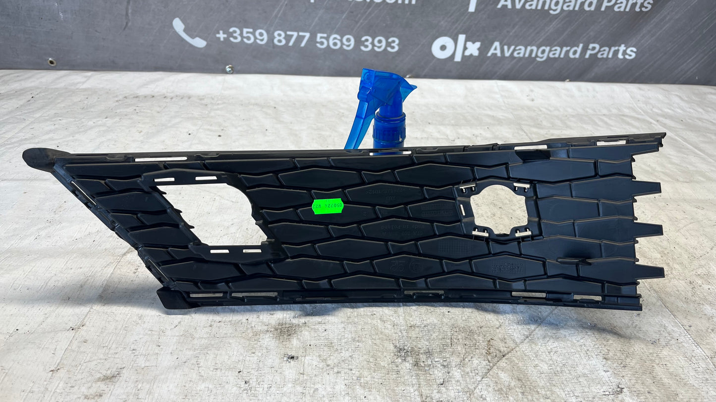 Skoda Karoq Lift предн дясна решетка